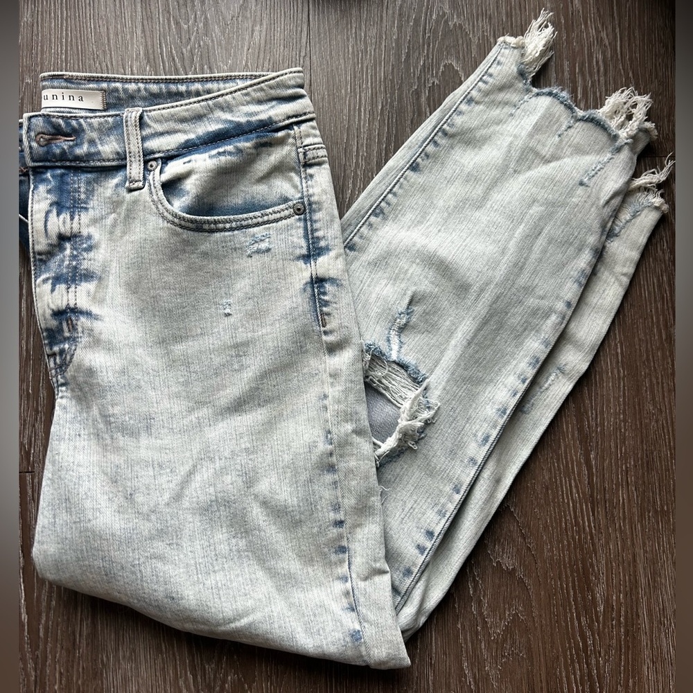 Boutique Super High Rise skinny jeans Vintage Light Wash